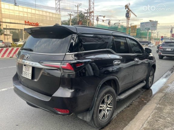 Toyota Fortuner 2.7 V 4X2 AT 2017 - Máy xăng 2WD nhập khẩu Indonesia một chủ