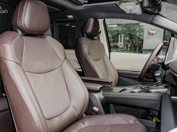Toyota Sienna Platinum 2.5L AT FWD 2021 - Xe còn như mới, liên hệ trao đổi trực tiếp