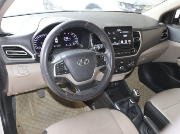 Hyundai Accent 1.4 MT 2021 - Bản full