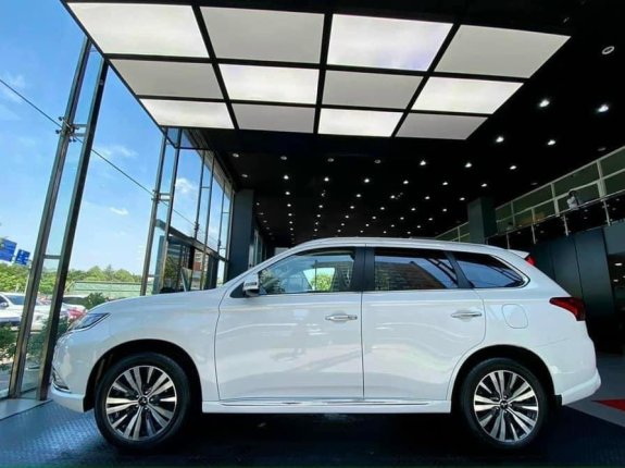 Mitsubishi Outlander 2.0 CVT Premium 2022 - Giao xe sớm - Kèm nhiều ưu đãi hấp dẫn