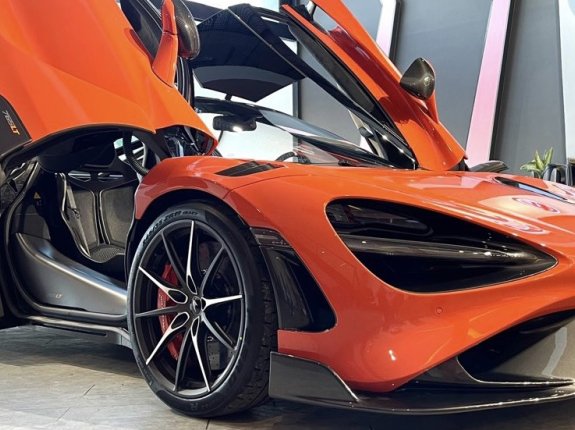 McLaren 765LT 2021 - Xe mới, có sẵn, giao ngay