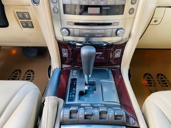 Lexus LX 570 2011 - Xuất Mỹ