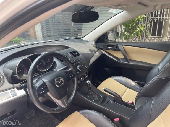 Mazda 3 2012 - Bán xe đăng ký 2012 xe gia đình giá 375tr