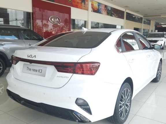 Kia K3 1.6 Luxury 2022 - Sẵn xe giao ngay - Hỗ trợ trả góp 85% - Ưu đãi quà tặng - Liên hệ Ms. Diện Kia