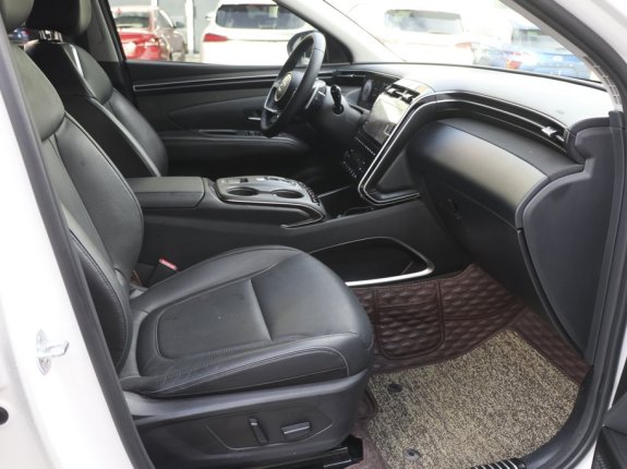 Hyundai Tucson 2.0 Dầu đặc biệt 2022 - Bản full