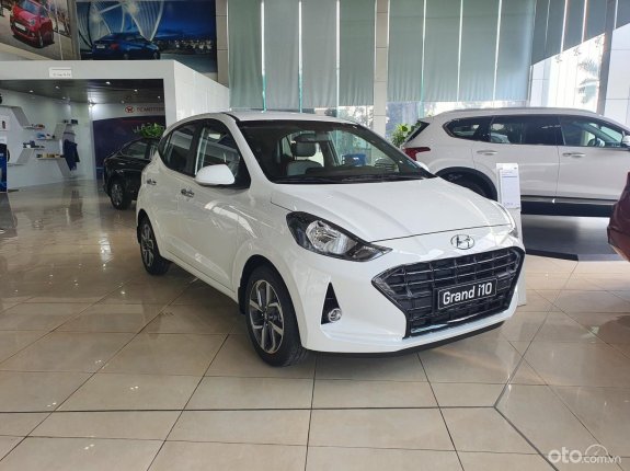 Hyundai Grand i10 Hatchback 1.2 AT 2023 - Sẵn màu và phiên bản, nhiều quà