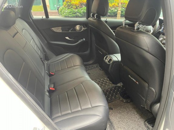 Mercedes-Benz GLC 200 4Matic 2019 - Đăng ký 2019 còn mới giá tốt 1 tỷ 650tr