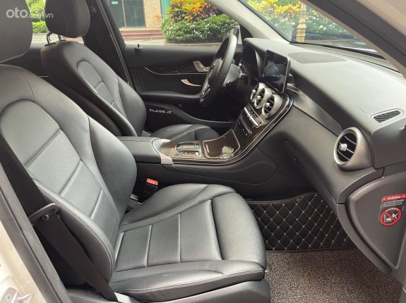 Mercedes-Benz GLC 200 4Matic 2019 - Đăng ký 2019 còn mới giá tốt 1 tỷ 650tr