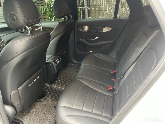Mercedes-Benz GLC 200 4Matic 2019 - Đăng ký 2019 còn mới giá tốt 1 tỷ 650tr