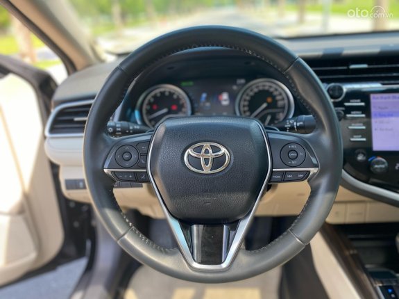 Toyota Camry 2.5Q 2019 - Siêu lướt 2v5 km