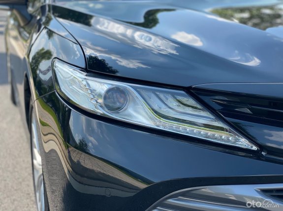 Toyota Camry 2.5Q 2019 - Siêu lướt 2v5 km