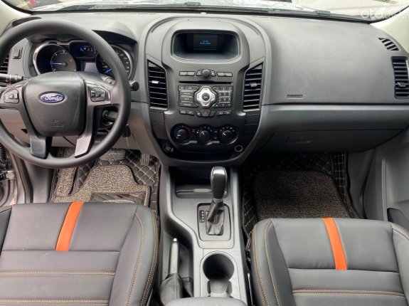 Ford Ranger XLS 2.2 4x2 AT 2016 - Số tự động đại chất