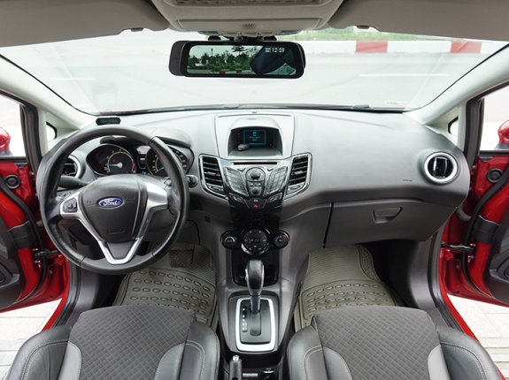 Ford Fiesta Titanium 1.0 AT EcoBoost 2016 - Màu đỏ, giá cực tốt