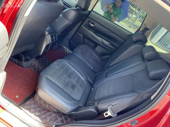 Mitsubishi Outlander 2.0 CVT 2022 - Xe lướt chính hãng