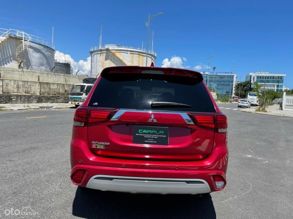 Mitsubishi Outlander 2.0 CVT 2022 - Xe lướt chính hãng