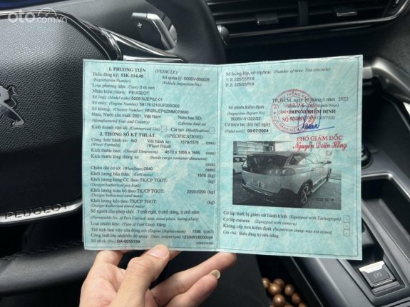 Peugeot 5008 Allure 2021 - Một chủ mua mới đi chuẩn 1 vạn kilomet