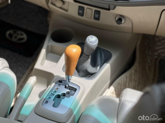 Toyota Fortuner 2.7 V 4X4 AT 2010 - Đi chuẩn 13 vạn kilomet xịn