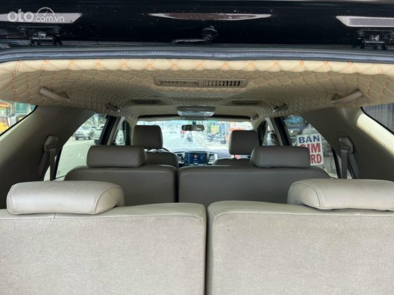 Toyota Fortuner 2.7 V 4X4 AT 2010 - Đi chuẩn 13 vạn kilomet xịn