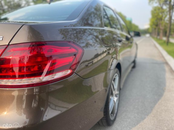 Mercedes-Benz E250 AMG 2014 - Cần bán gấp xe chính chủ giá 950tr