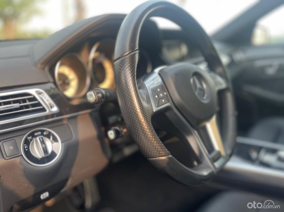 Mercedes-Benz E250 AMG 2014 - Cần bán gấp xe chính chủ giá 950tr