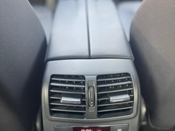 Mercedes-Benz E250 AMG 2014 - Cần bán gấp xe chính chủ giá 950tr