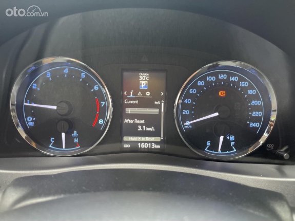 Toyota Corolla Altis 2021 - Đăng ký lần đầu 2021, ít sử dụng, giá tốt 735tr