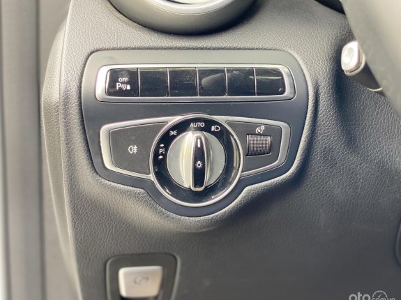 Mercedes-Benz GLC 300 4Matic 2016 - Tư nhân biển tỉnh