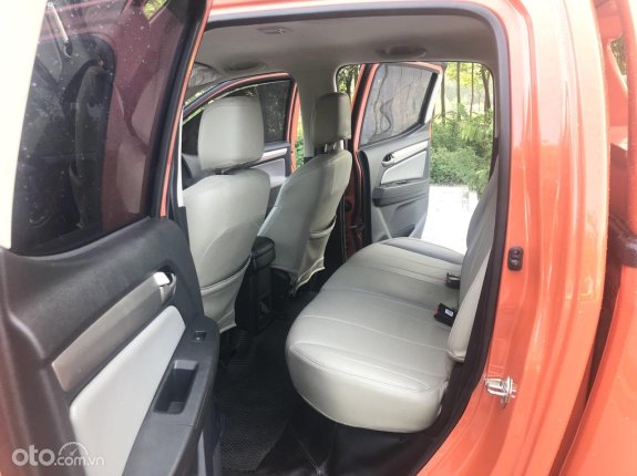 Chevrolet Colorado lt 2.5 4x2 at 2019 - Xe đẹp, không một lỗi nhỏ