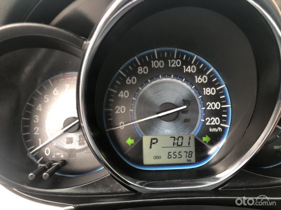 Toyota Vios 1.5 G CVT 2016 - Màu trắng