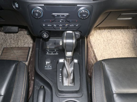 Ford Ranger Wildtrak 4x4 AT 2020 - Nhập khẩu, 798tr