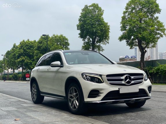 Mercedes-Benz GLC 300 4Matic 2016 - Xe rất mới