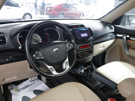 Kia Sorento 2WD 2.2 DATH 2017 - Kia Sorento 2WD 2.2 DATH 2017