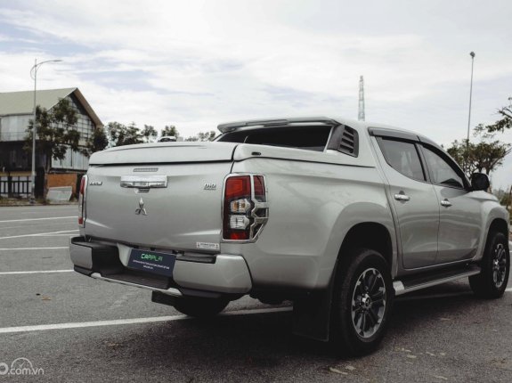 Mitsubishi Triton 2019 - Cần bán lại xe năm sản xuất 2019, màu bạc, 725tr