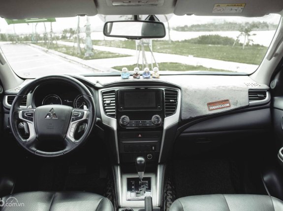 Mitsubishi Triton 2019 - Cần bán lại xe năm sản xuất 2019, màu bạc, 725tr