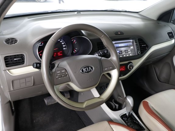 Kia Morning Si 1.25 AT 2019 - Màu bạc, giá 348tr