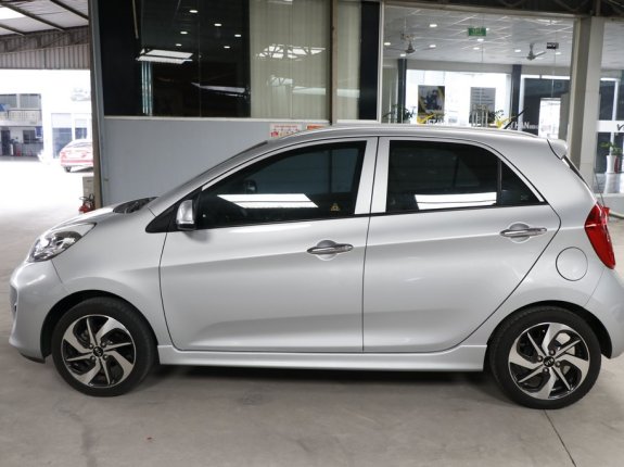 Kia Morning Si 1.25 AT 2019 - Màu bạc, giá 348tr