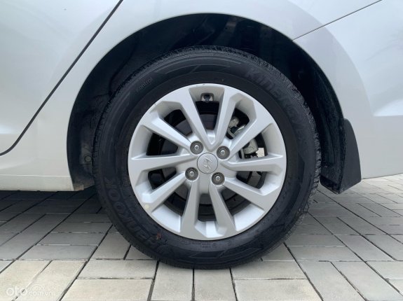 Hyundai Accent 2019 - Cần bán lại xe đăng ký 2019 mới 95% giá chỉ 470tr