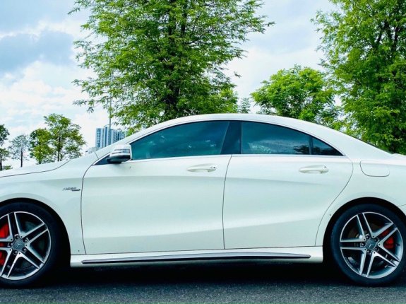 Mercedes-Benz AMG CLA 45 2014 - Màu trắng, nội thất đen