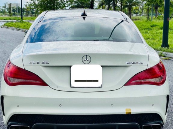 Mercedes-Benz AMG CLA 45 2014 - Màu trắng, nội thất đen