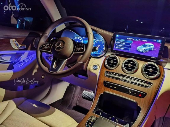 Mercedes-Benz GLC 200 4Matic 2023 - Thông số kỹ thuật, giá lăn bánh mới nhất 2023