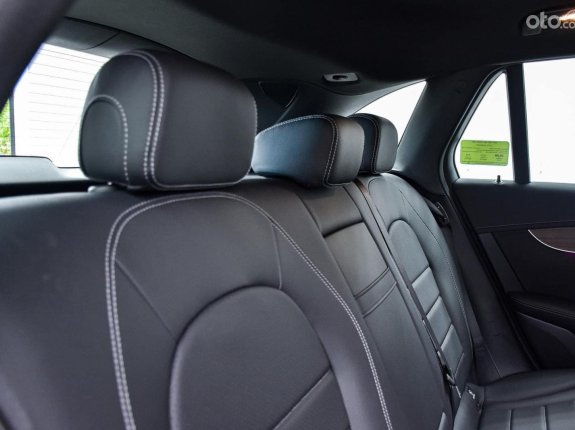 Mercedes-Benz GLC 200 4Matic 2023 - Vay 80% lãi suất 0.625/tháng cố định suốt thời gian vay