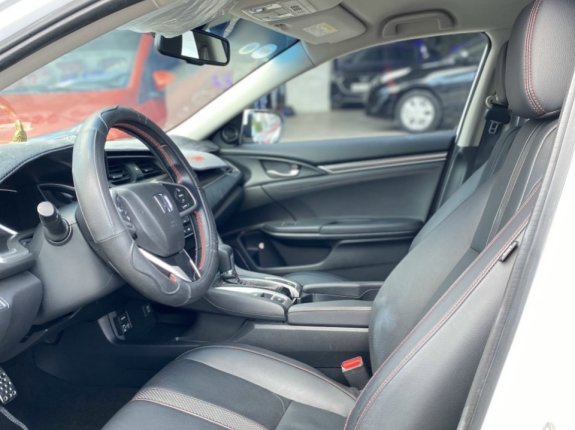 Honda Civic 1.5 Turbo RS 2020 - Nhập khẩu Thái Lan một chủ từ mới, đi chuẩn 2 vạn kilomet