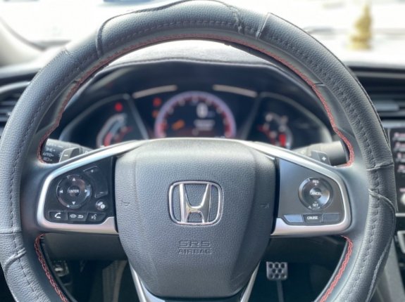 Honda Civic 1.5 Turbo RS 2020 - Nhập khẩu Thái Lan một chủ từ mới, đi chuẩn 2 vạn kilomet