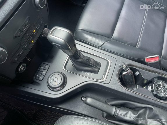 Ford Everest Titanium 2.0L AT 4WD 2019 - Nhập khẩu Thái Lan, đi 7 vạn kilomet