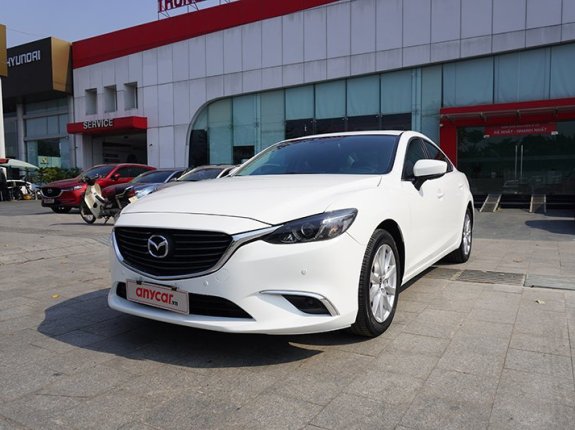 Mazda 6 2.0 AT 2018 - Xe màu trắng