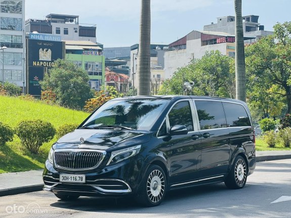 Mercedes-Benz V250 AMG 2016 - Cần bán gấp giá rất linh động