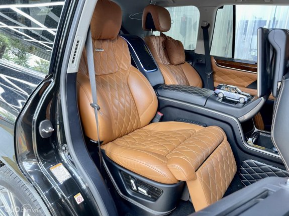 Lexus LX 570 MBS 2016 - Màu đen - Biển số Hà Nội
