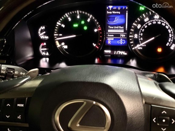 Lexus LX 570 Super Sport 2016 - Xe biển Hà Nội, còn rất mới và đẹp