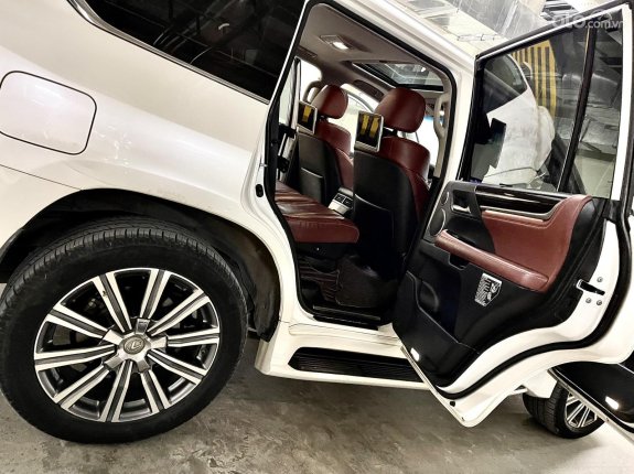 Lexus LX 570 Super Sport 2016 - Xe biển Hà Nội, còn rất mới và đẹp