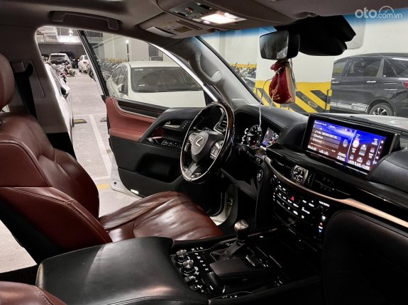 Lexus LX 570 Super Sport 2016 - Xe biển Hà Nội, còn rất mới và đẹp